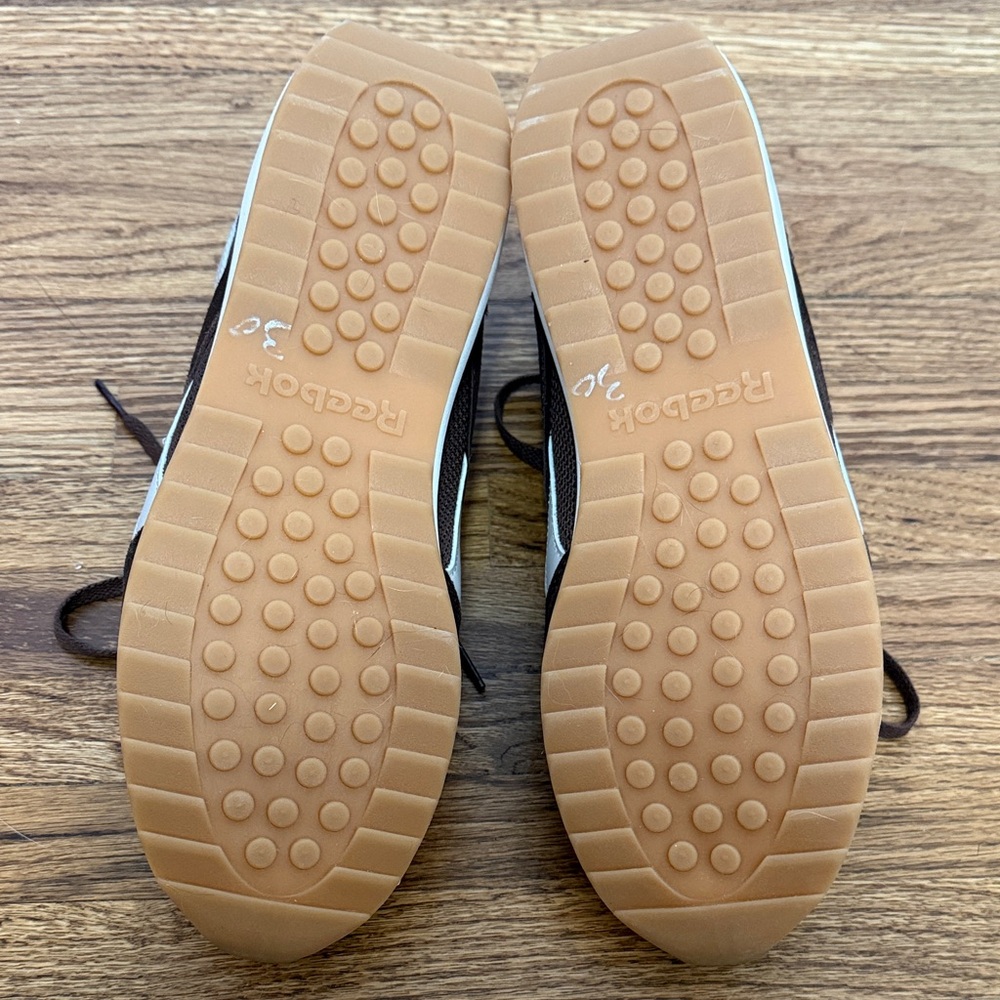 Reebok Unisex Brown Sneakers - Picture 5 of 5